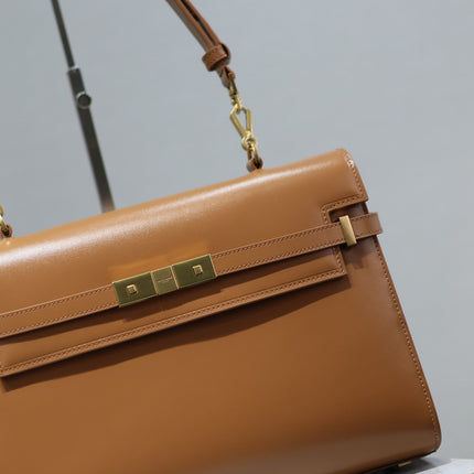 MANHATTAN HANDBAG 32 IN CINNAMON BROWN CALFSKIN GOLD HARDWARE