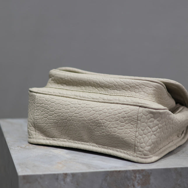 NIKI BABY 22 IN WHITE ELEPHANT PATTERN LAMBSKIN GOLD LOGO