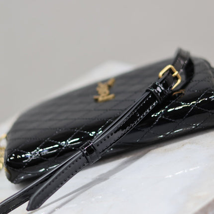 GABY ZIPPED POUCH 19 IN BLACK GLOSSY LAMBSKIN GOLD HARDWARE