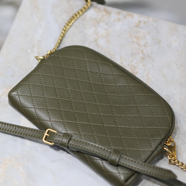 GABY ZIPPED POUCH 19 IN UNIFORM GREEN QUILTED LAMBSKIN GOLD HARDWARE