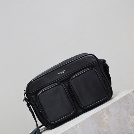 CITY CAMERA BAG 24 IN BLACK ECONYL