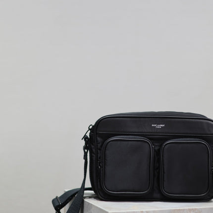 CITY CAMERA BAG 24 IN BLACK ECONYL
