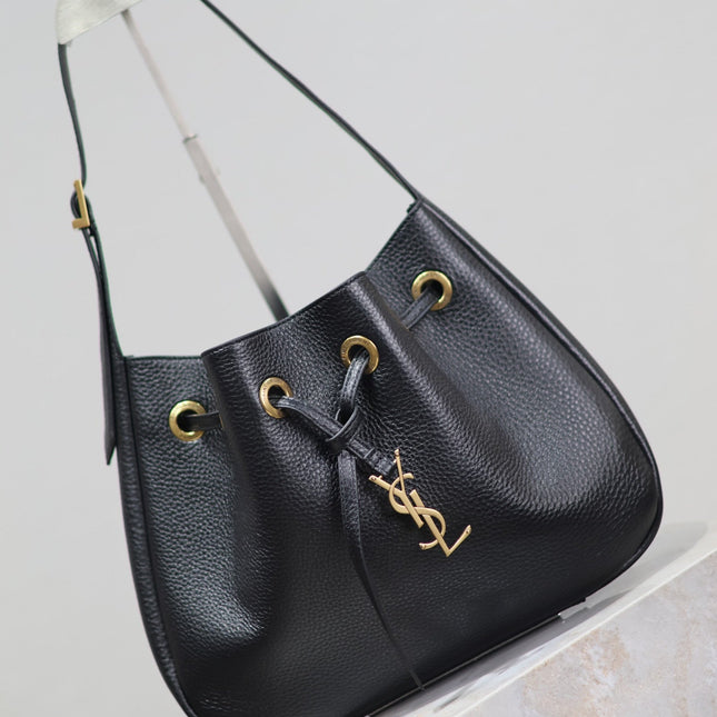 PARIS VII SMALL HOBO 30 IN BLACK GRAINED LEATHER GOLD HARDWARE