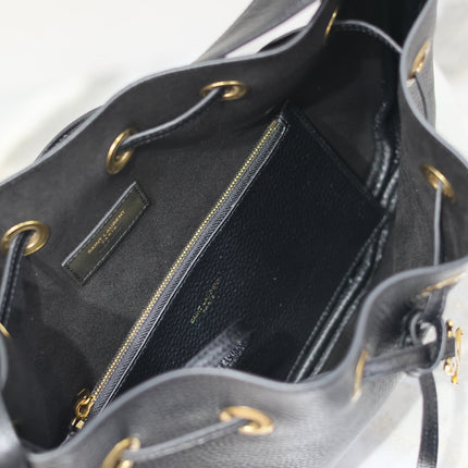 PARIS VII SMALL HOBO 30 IN BLACK GRAINED LEATHER GOLD HARDWARE