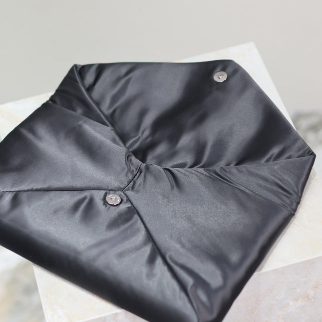 ENVELOPE CLUTCH 29 IN BLACK NYLON BLACK LOGO