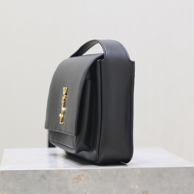 NIKI BABY 22 IN BLACK CALFSKIN GOLD LOGO