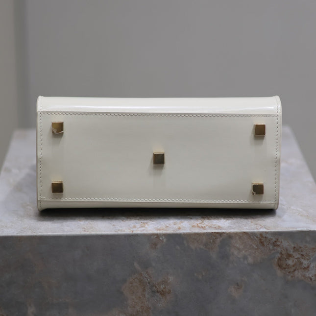 MANHATTAN SMALL TOP HANDLE BAG 21 IN WHITE CALFSKIN GOLD HARDWARE