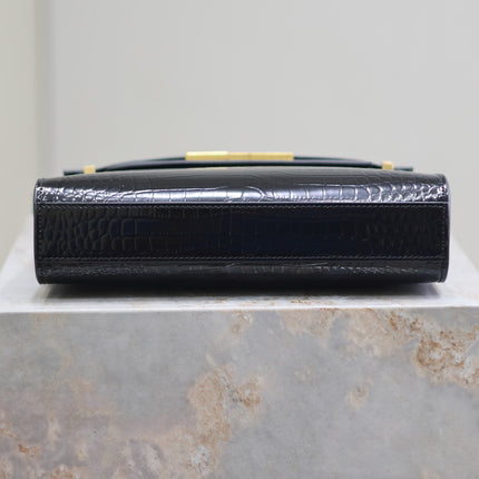 MANHATTAN SMALL 24 IN BLACK CROCODILE PATTERN GLOSSY CALFSKIN GOLD BUCKLE