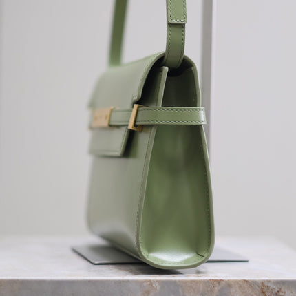 MANHATTAN SMALL 24 IN OLIVE GREEN SMOOTH LAMBSKIN GOLD HARDWARE