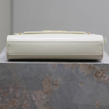 MANHATTAN SMALL 24 IN WHITE SMOOTH LAMBSKIN GOLD HARDWARE