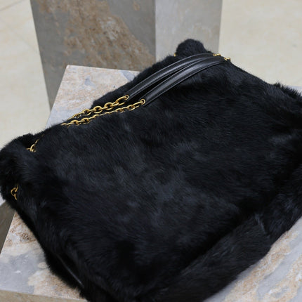 JAMIE 4.3 LARGE BAG 43 IN BLACK LAMB FUR GOLD HARDWARE