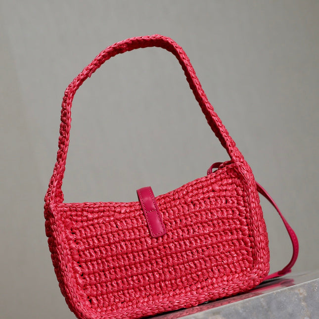 LE 5 À 7 BAG  19 IN MAGENTA PINK WOVEN RAFFIA