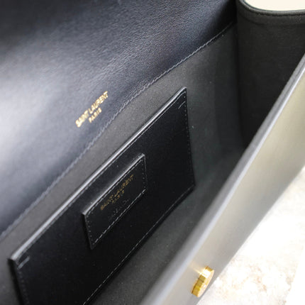 CLASSIC KATE CLUTCH 27 IN BLACK LAMBSKIN GOLD HARDWARE