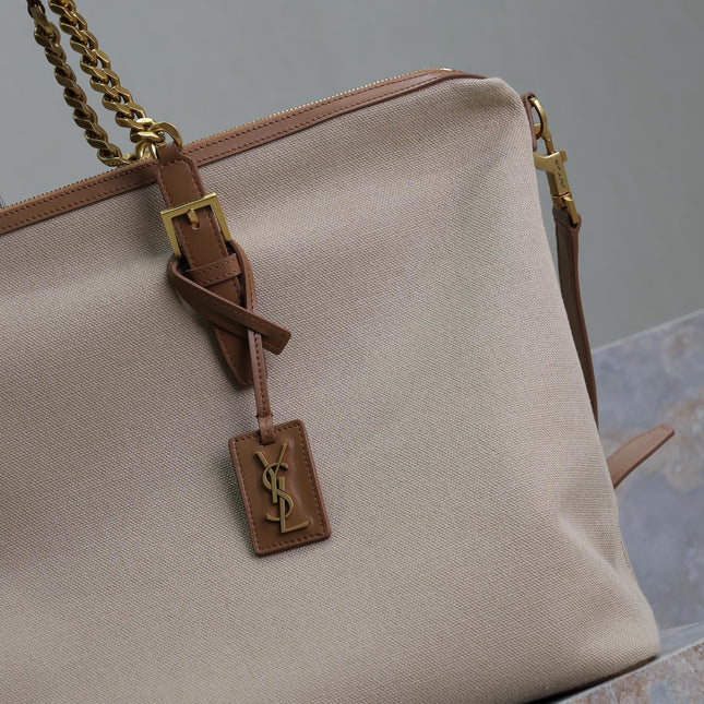 TRAVEL BAG 48 IN WHITE CANVAS AND BROWN LEATHER TRIM GOLD HARDWARE