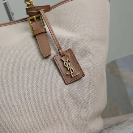TOTE BAG 47 IN WHITE CANVAS AND BROWN LEATHER TRIM GOLD HARDWARE