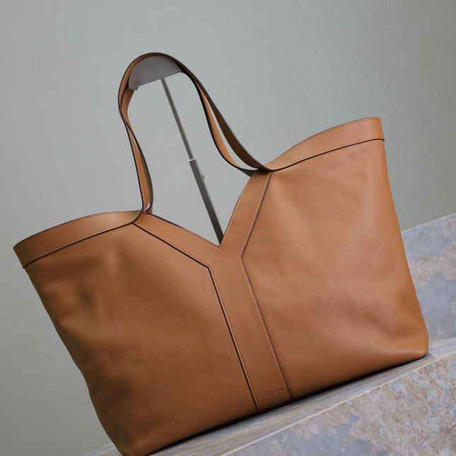 TOTE BAG 50 IN CINNAMON BROWN CALFSKIN