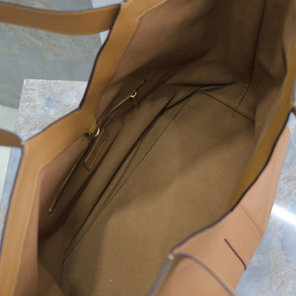 TOTE BAG 50 IN CINNAMON BROWN CALFSKIN