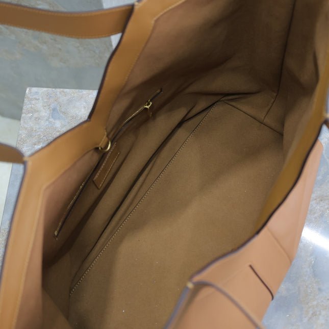 TOTE BAG 50 IN CINNAMON BROWN CALFSKIN
