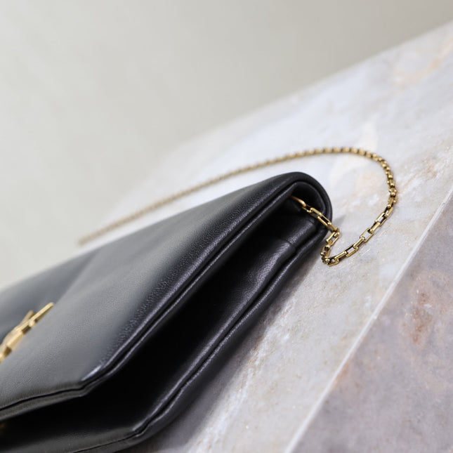 CALYPSO POUCH 24 IN BLACK LAMBSKIN GOLD LOGO