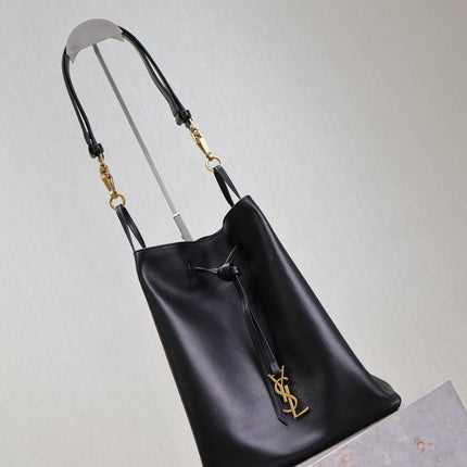 POCHON BUCKET BAG 30 IN BLACK LAMBSKIN GOLD HARDWARE