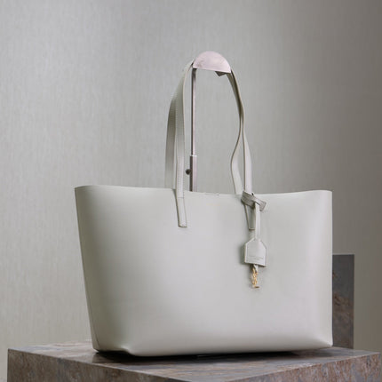 SHOPPING TOTE BAG 38 IN WHITE CALFSKIN