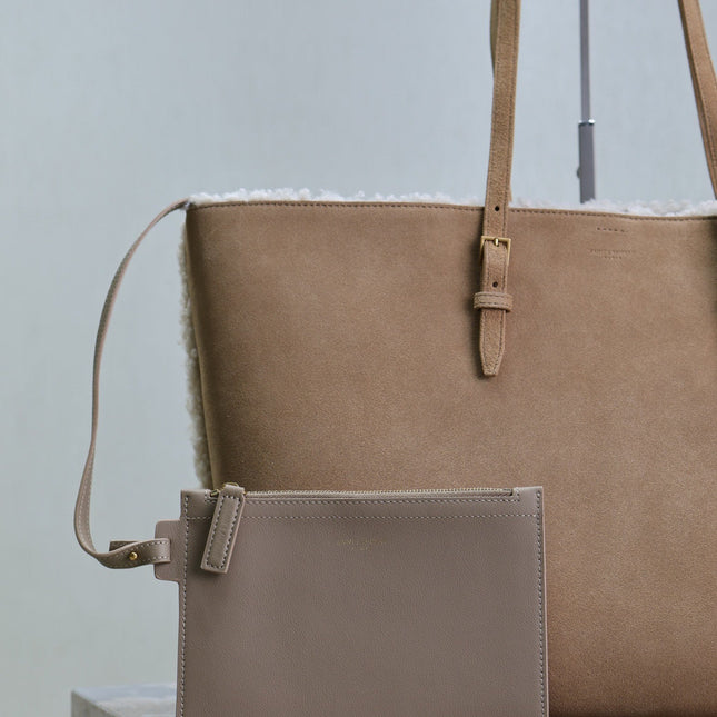 SHOPPING TOTE BAG 38 IN TAN BROWN SUEDE AND WHITE SHEARLING TRIM