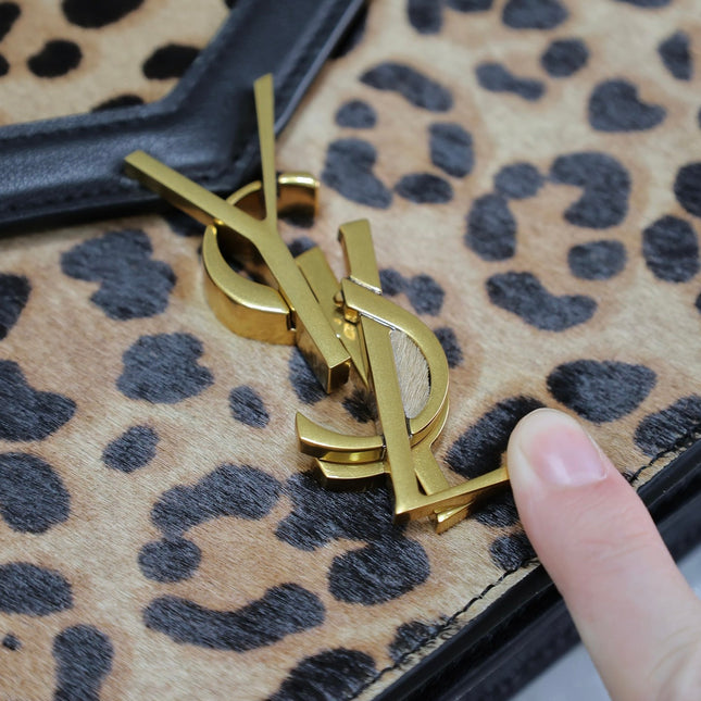 CASSANDRA CHAIN BAG 22 IN LEOPARD PRINT CALFSKIN GOLD HARDWARE
