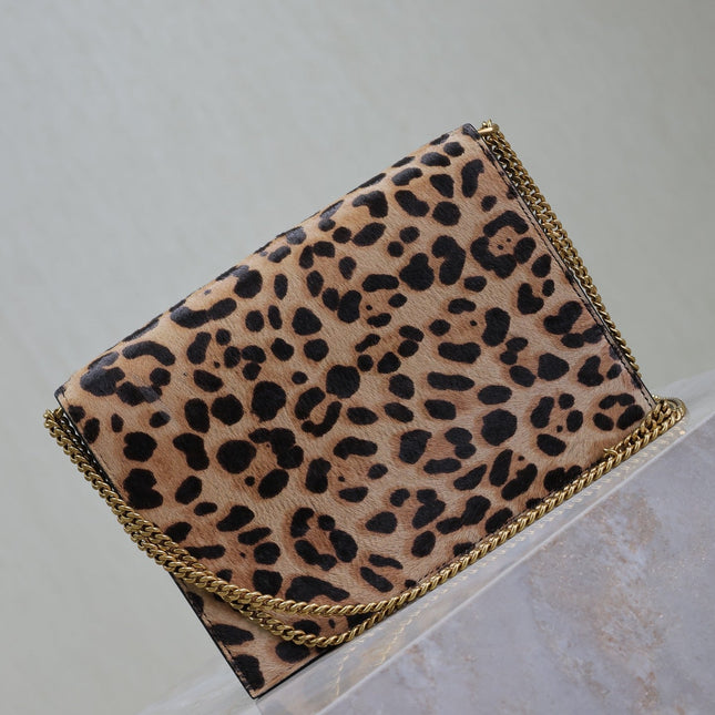 CASSANDRA CHAIN BAG 22 IN LEOPARD PRINT CALFSKIN GOLD HARDWARE
