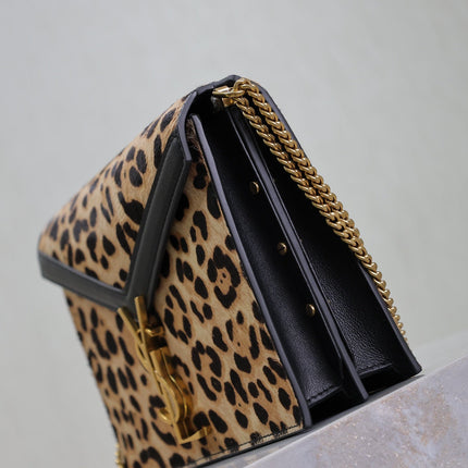 CASSANDRA CHAIN BAG 22 IN LEOPARD PRINT CALFSKIN GOLD HARDWARE