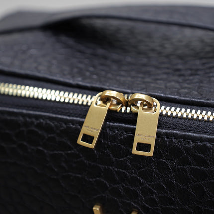 COMESTIC POUCH IN BLACK LAMBSKIN GOLD LOGO