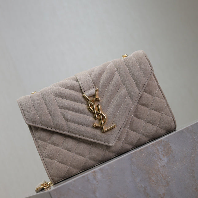 ENVELOPE SMALL CHAIN BAG 22 IN BEIGE SUEDE GOLD HARDWARE