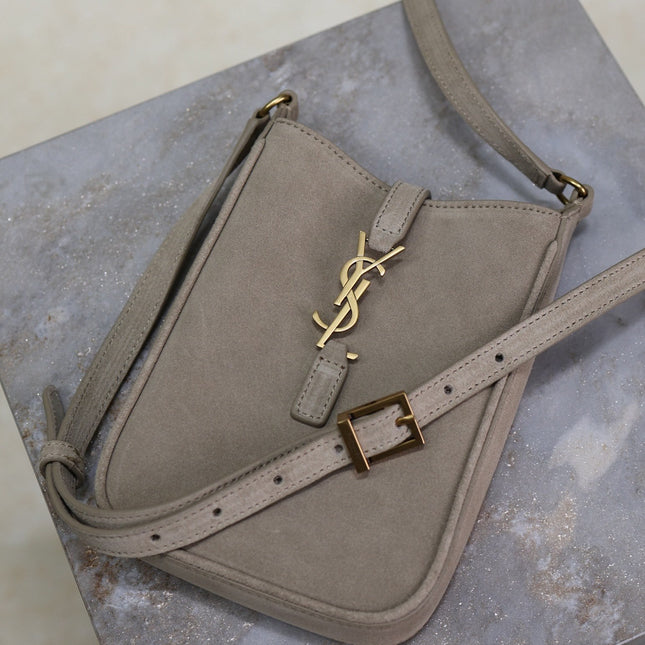LE 5 À 7 HOBO MINI BAG 18 IN LIGHT BROWN SUEDE COPPER HARDWARE