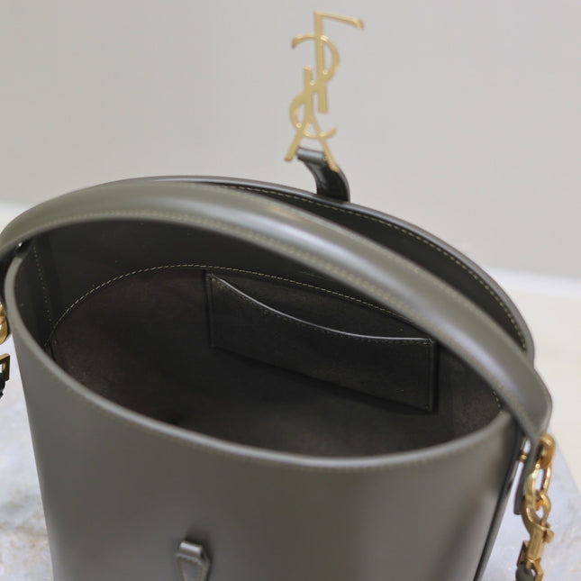 LE 37 SMALL BUCKET BAG 20 IN KHAKI GREEN CALFSKIN GOLD HARDWARE