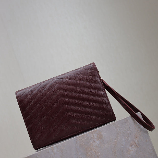 CASSANDRE CLUTCH 21 IN BORDEAUX RED LAMBSKIN GOLD HARDWARE