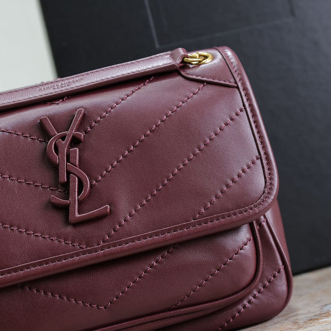 NIKI BABY 22 IN WINE RED LAMBSKIN GOLD CHAIN