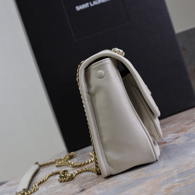 NIKI BABY 22 IN RICE WHITE LAMBSKIN GOLD CHAIN