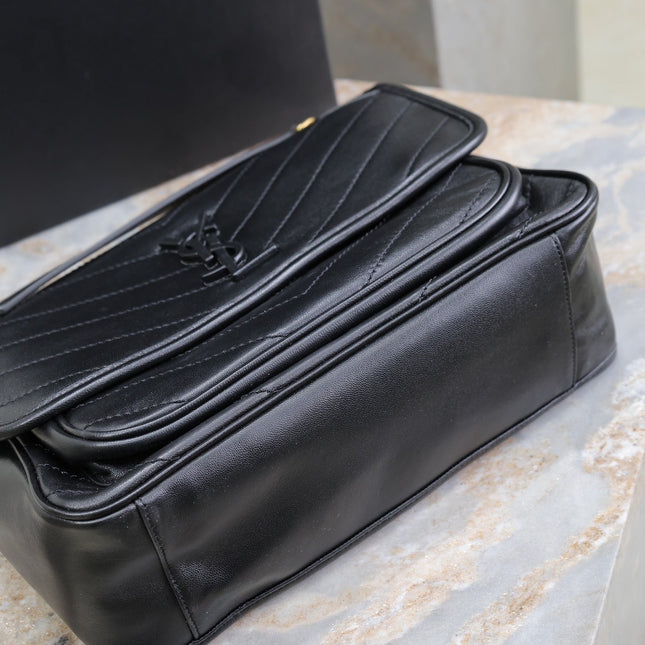 NIKI MEDIUM 28 IN BLACK LAMBSKIN BLACK LOGO GOLD CHAIN
