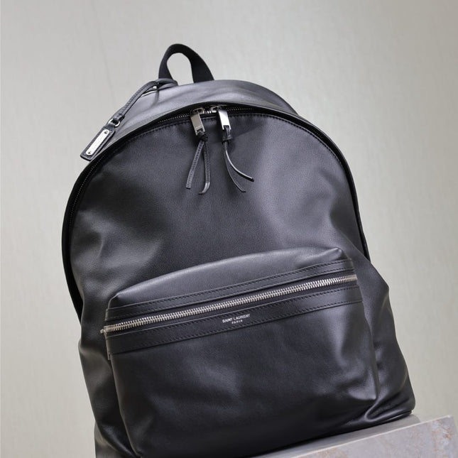 CITY BACKPACK 38 IN BLACK CALFSKIN