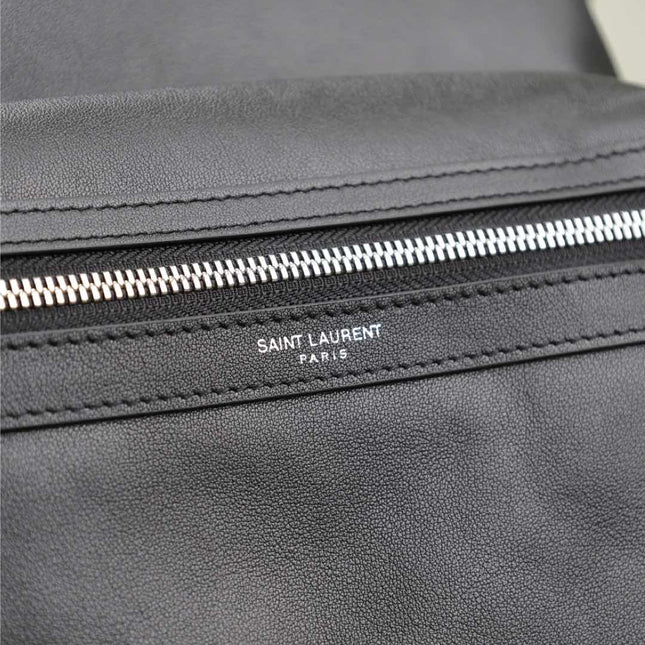 CITY BACKPACK 38 IN BLACK CALFSKIN