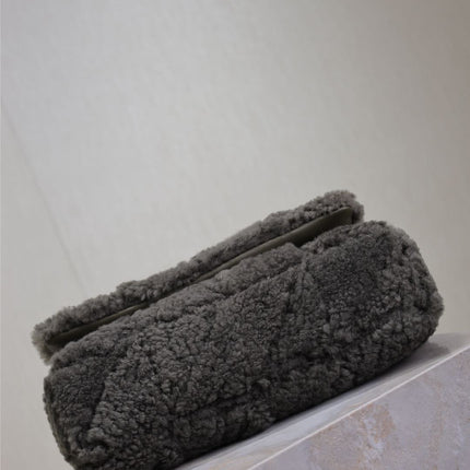 JAMIE BAG 25 IN DARK GRAY LAMB WOOL