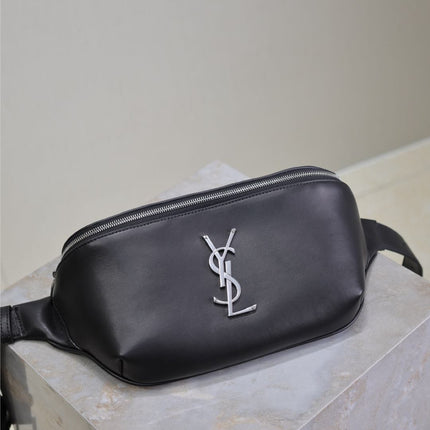 CLASSIC CROSSBODY BAG 25 IN BLACK LAMBSKIN SILVER LOGO