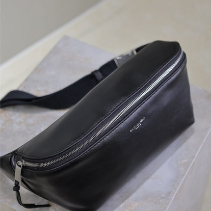 CLASSIC CROSSBODY BAG 26 IN BLACK LAMBSKIN