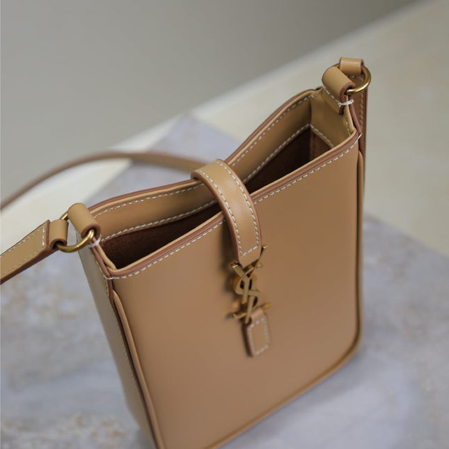 LE 5 À 7 PHONE BAG 18 IN CIDER BROWN CALFSKIN