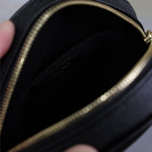VINYLE SMALL ROUND BAG 17 IN BLACK CAVIAR LEATHER GOLD HARDWARE