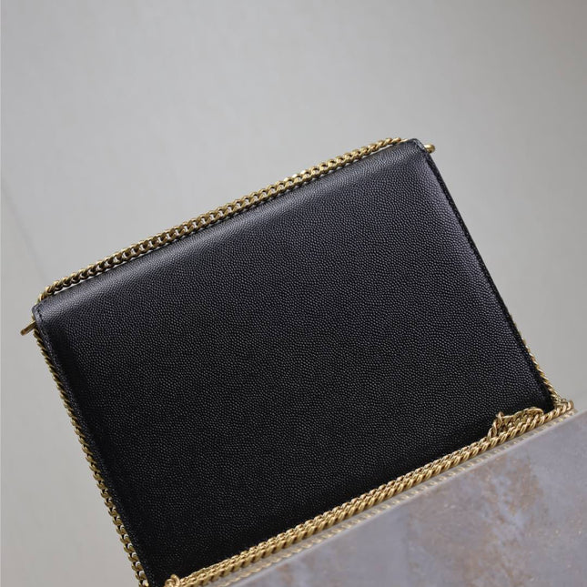 CASSANDRA CHAIN BAG 22 IN BLACK CAVIAR PATTERN CALFSKIN GOLD HARDWARE