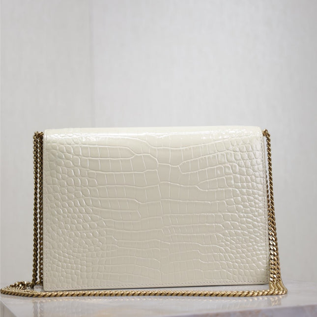CASSANDRA CHAIN BAG 22 IN WHITE CROCODILE PATTERN CALFSKIN GOLD HARDWARE