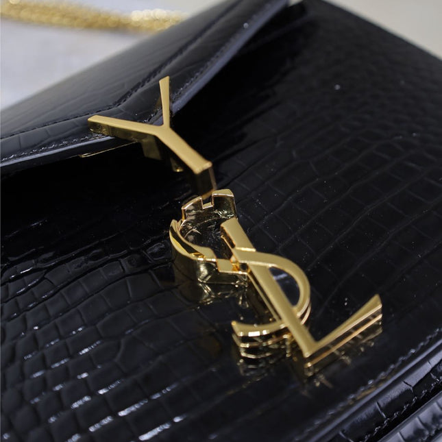 CASSANDRA CHAIN BAG 22 IN BLACK CROCODILE PATTERN CALFSKIN GOLD HARDWARE